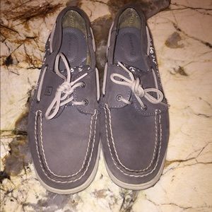 Sperry topsiders